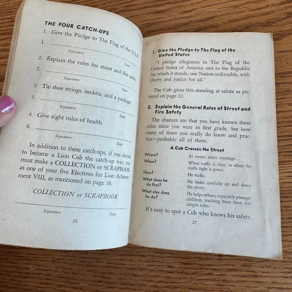Vintage 1943 Boy Scouts of America Lion Cub Scout Handbook Cat No 3244 BSA Book